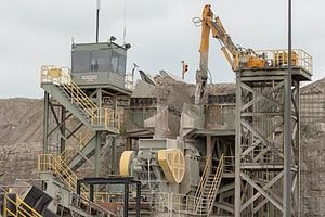 Stoneco equipment working in quarry